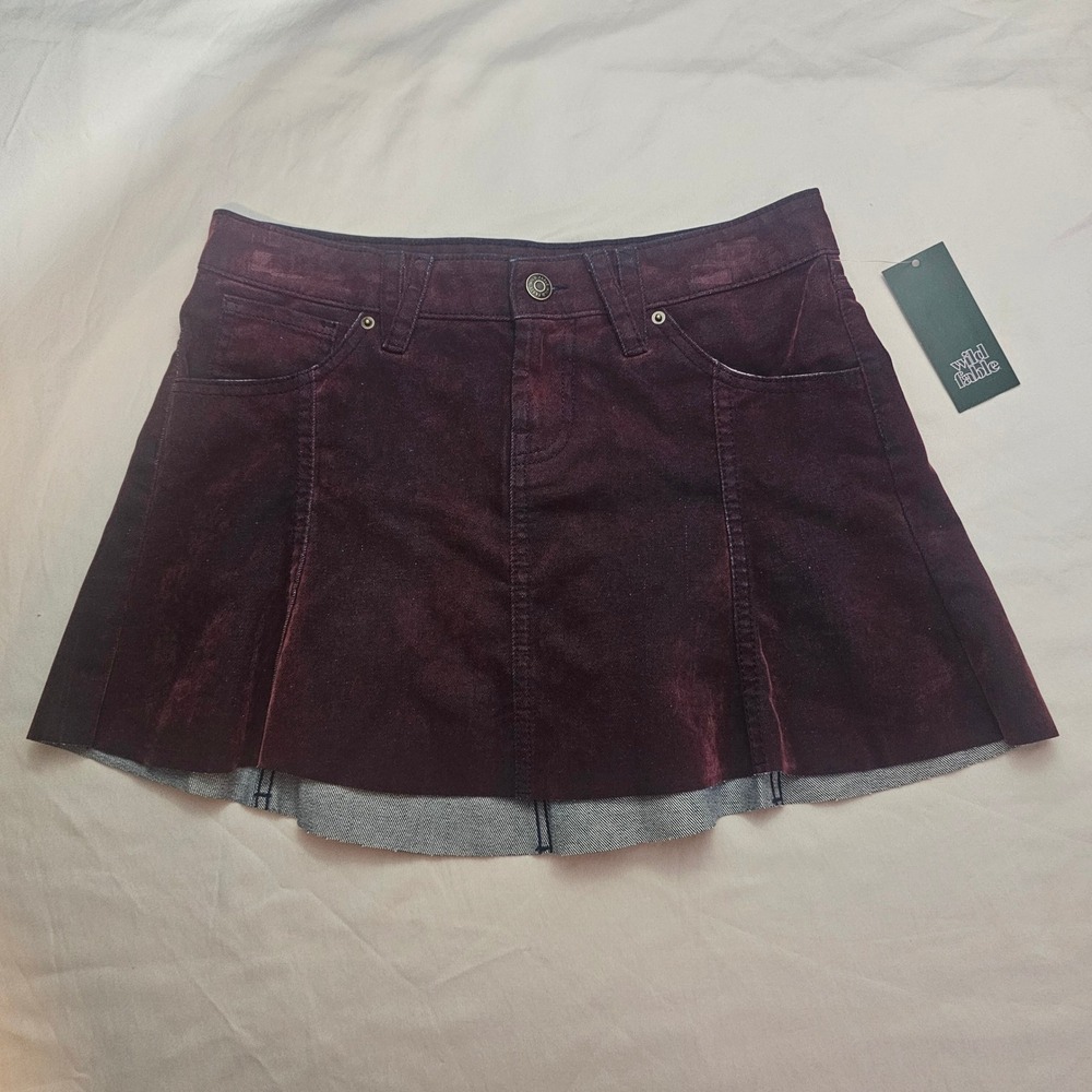 Wild Fable Size 00 Burgundy Flocked Denim Mini Skirt - NWT 1302